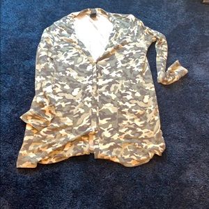 Agnes and dora camo cardigan